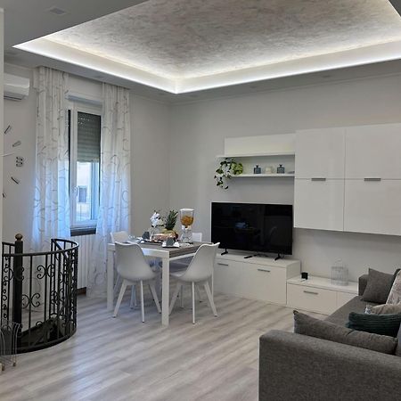 B&B Stella Somma Lombardo Buitenkant foto