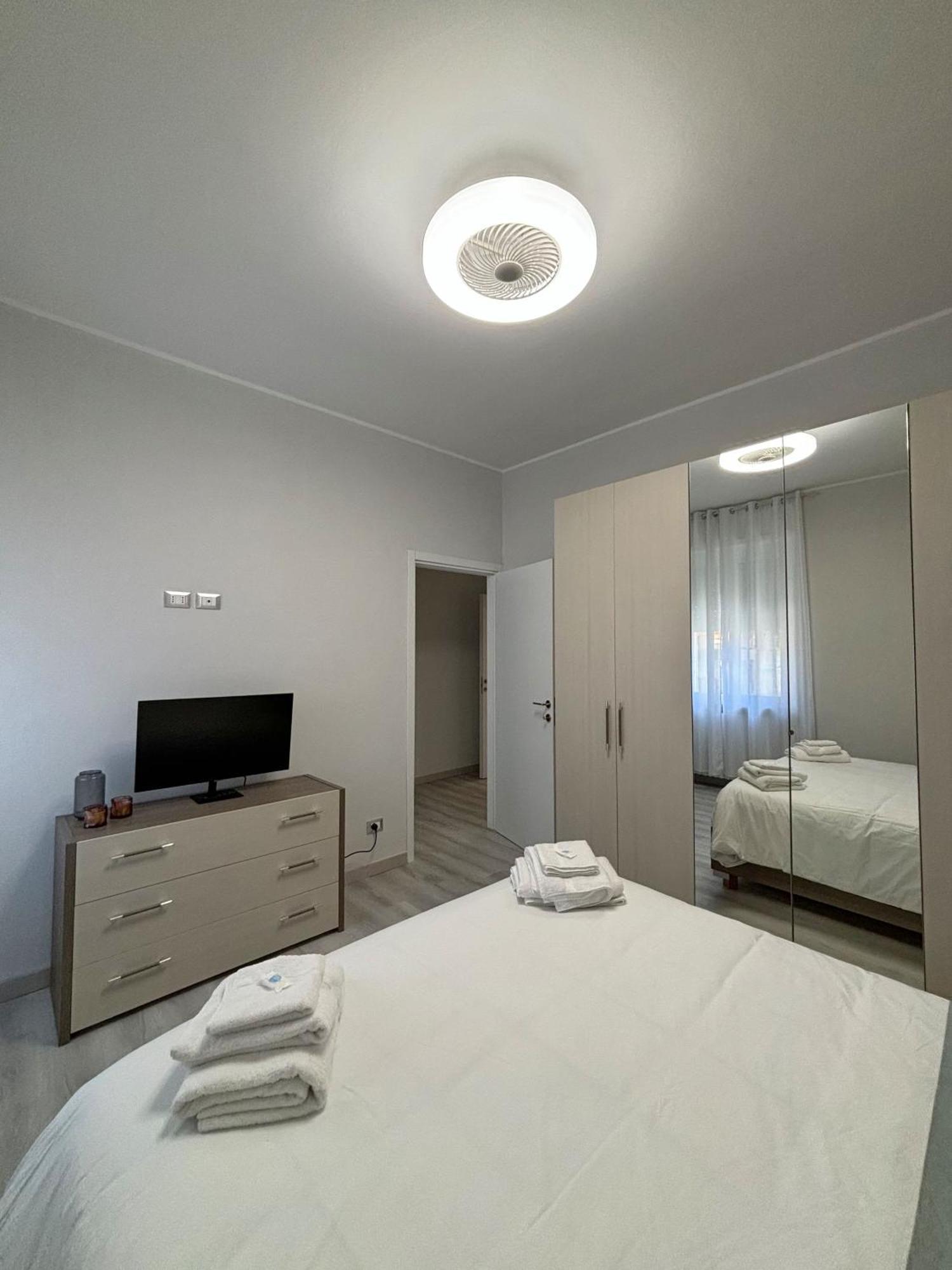 B&B Stella Somma Lombardo Buitenkant foto