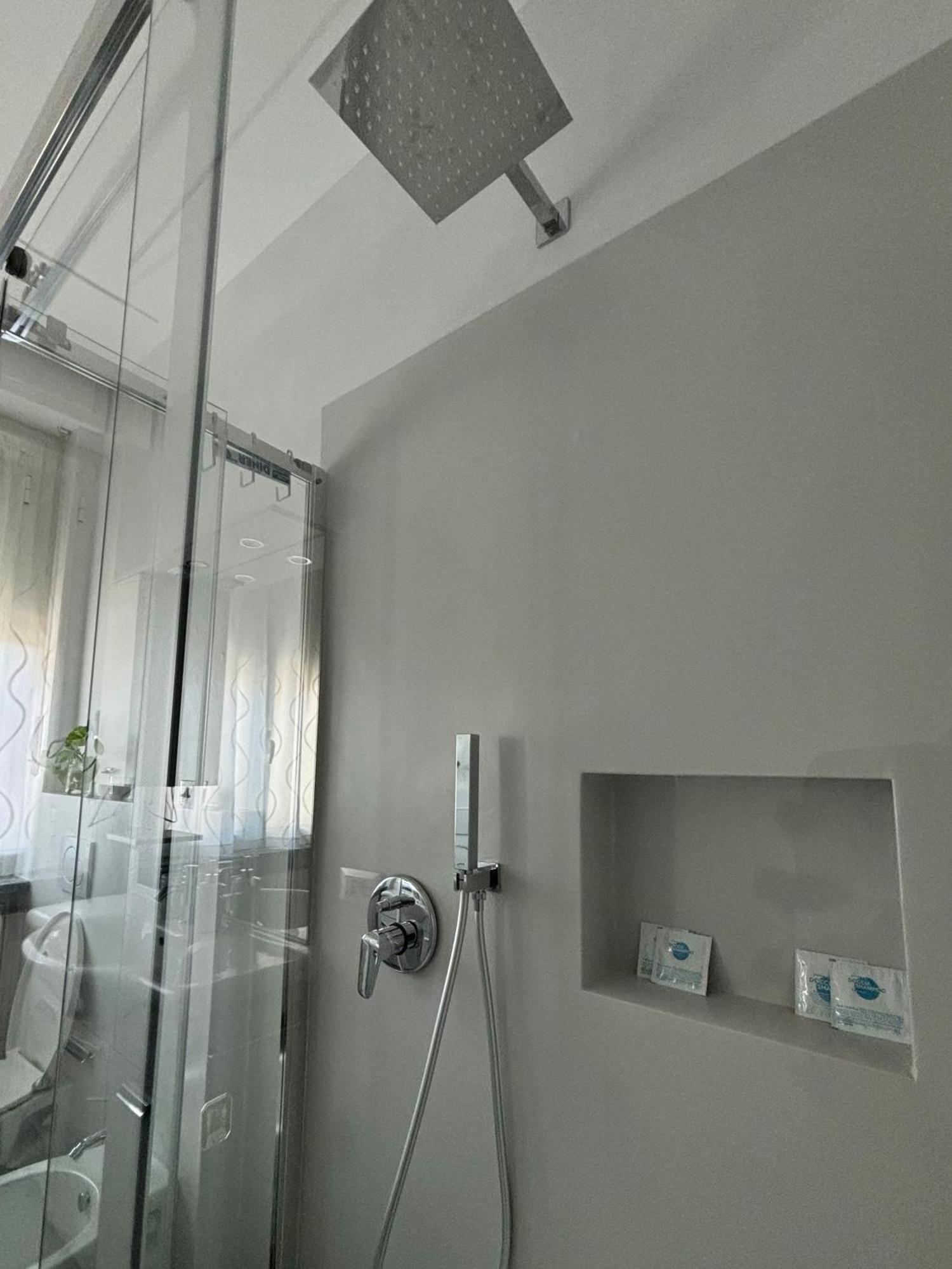 B&B Stella Somma Lombardo Buitenkant foto